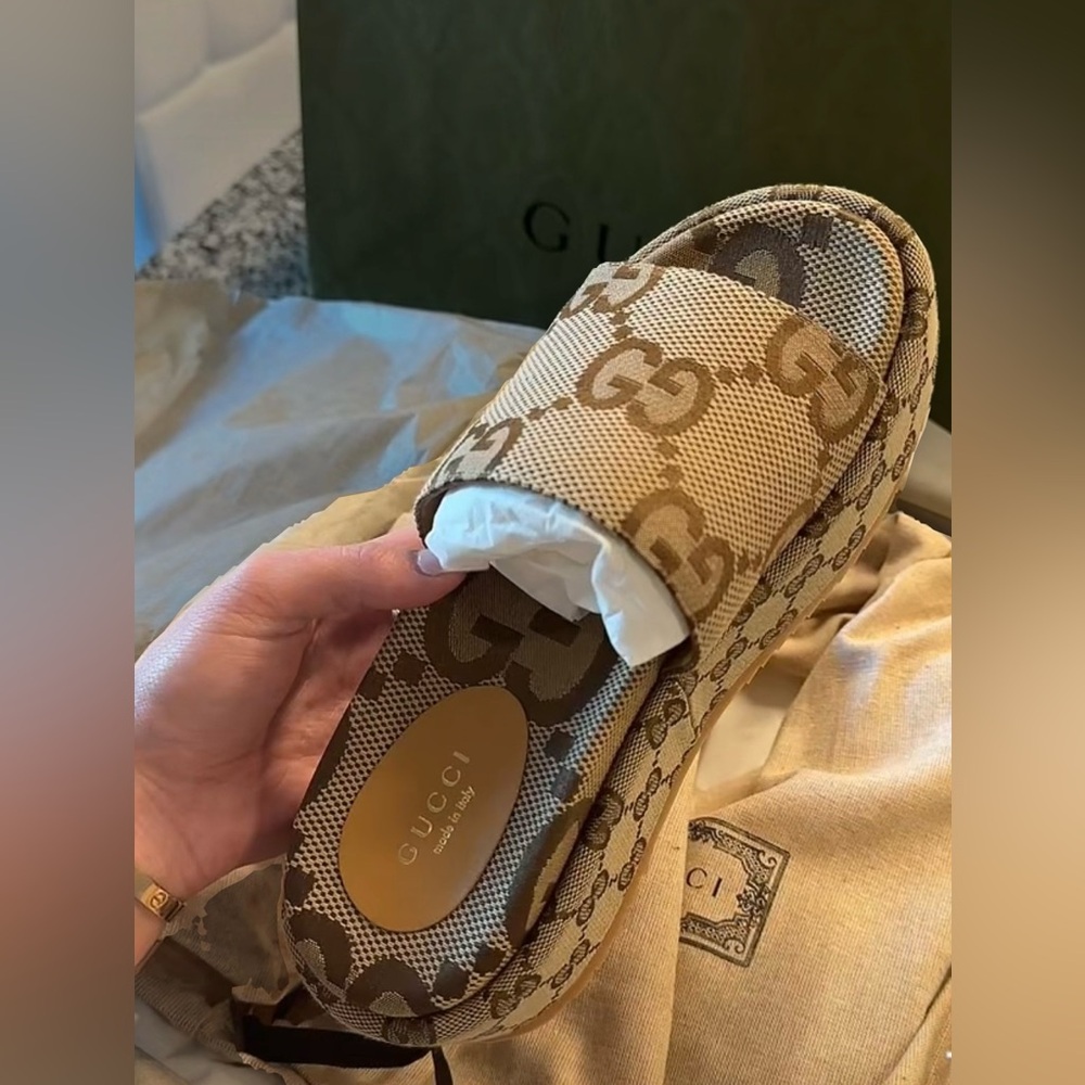 COPY - Gucci GG canvas flatform sandals (platform)